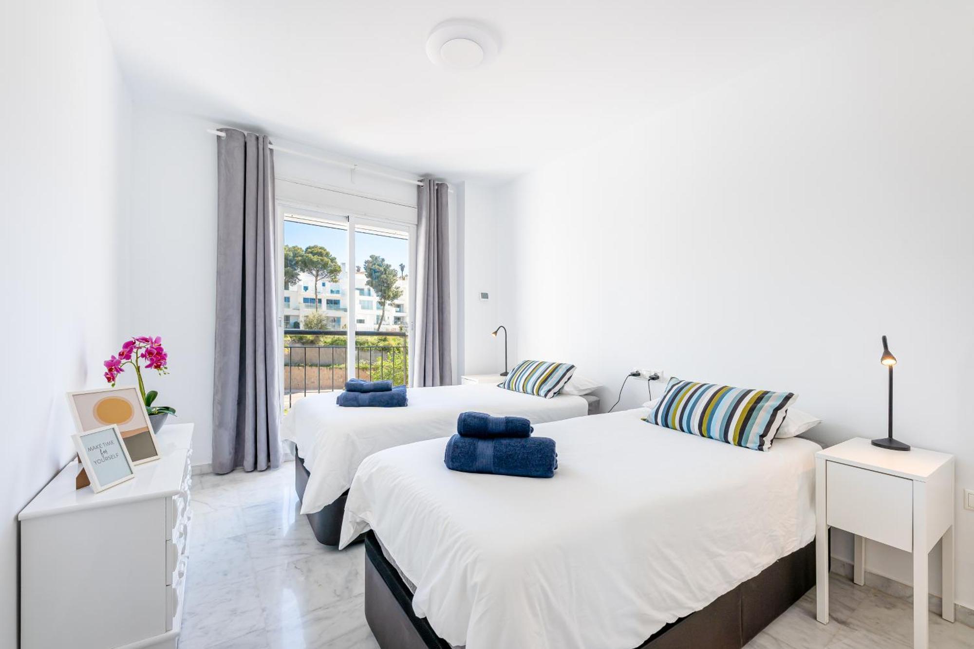 Keywise Beachhouse Oceanblue เบนัลมาเดนา ภายนอก รูปภาพ